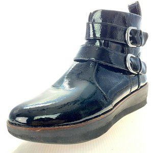 FITFLOP 6.5 Laila Double Buckle Crinkle Booties